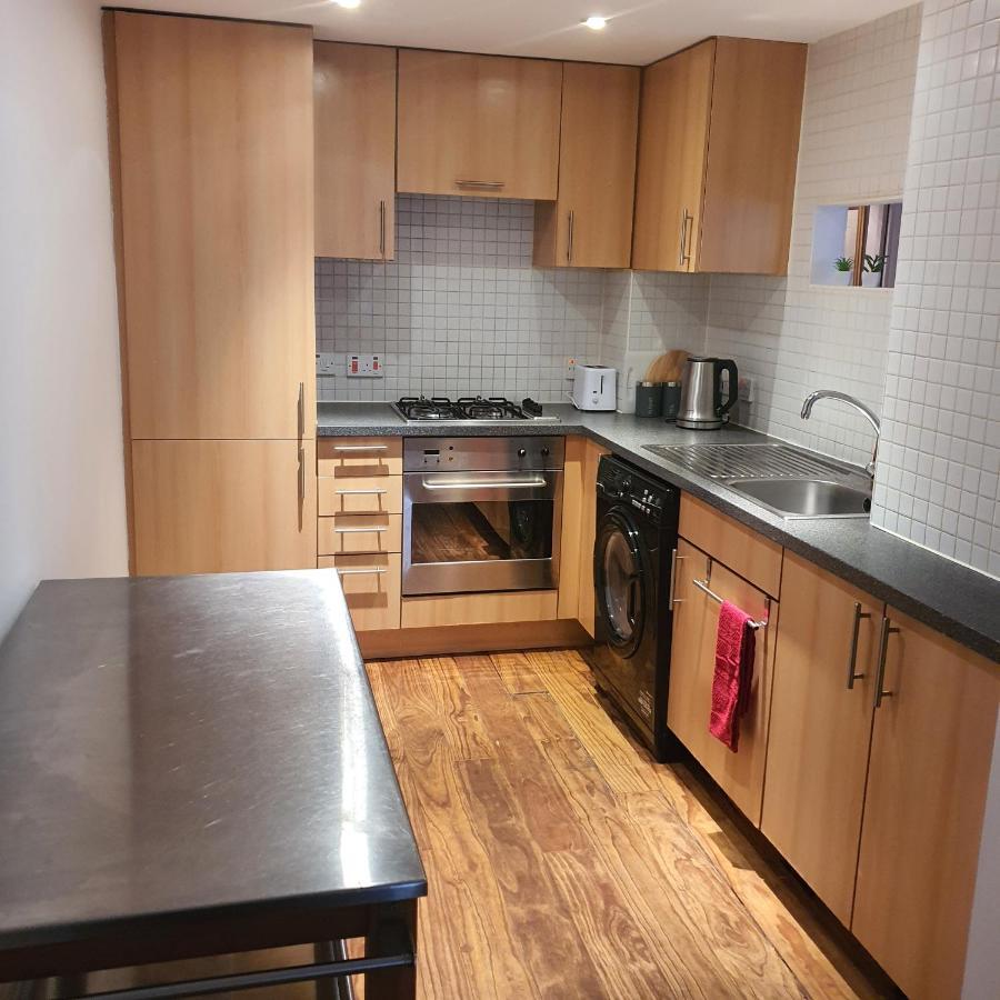 Modern Apt @Tramway Theatre Daire Glasgow Dış mekan fotoğraf